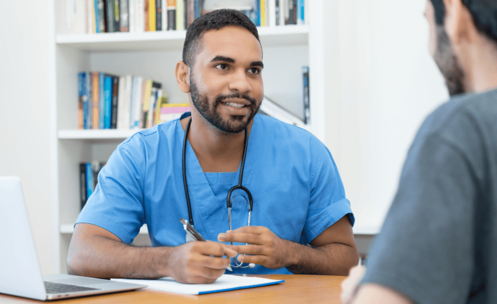 Doctor consulting with patient – emigrating to Argentina and healthcare system