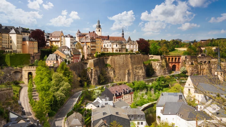 Emigrate to Luxembourg: Economics